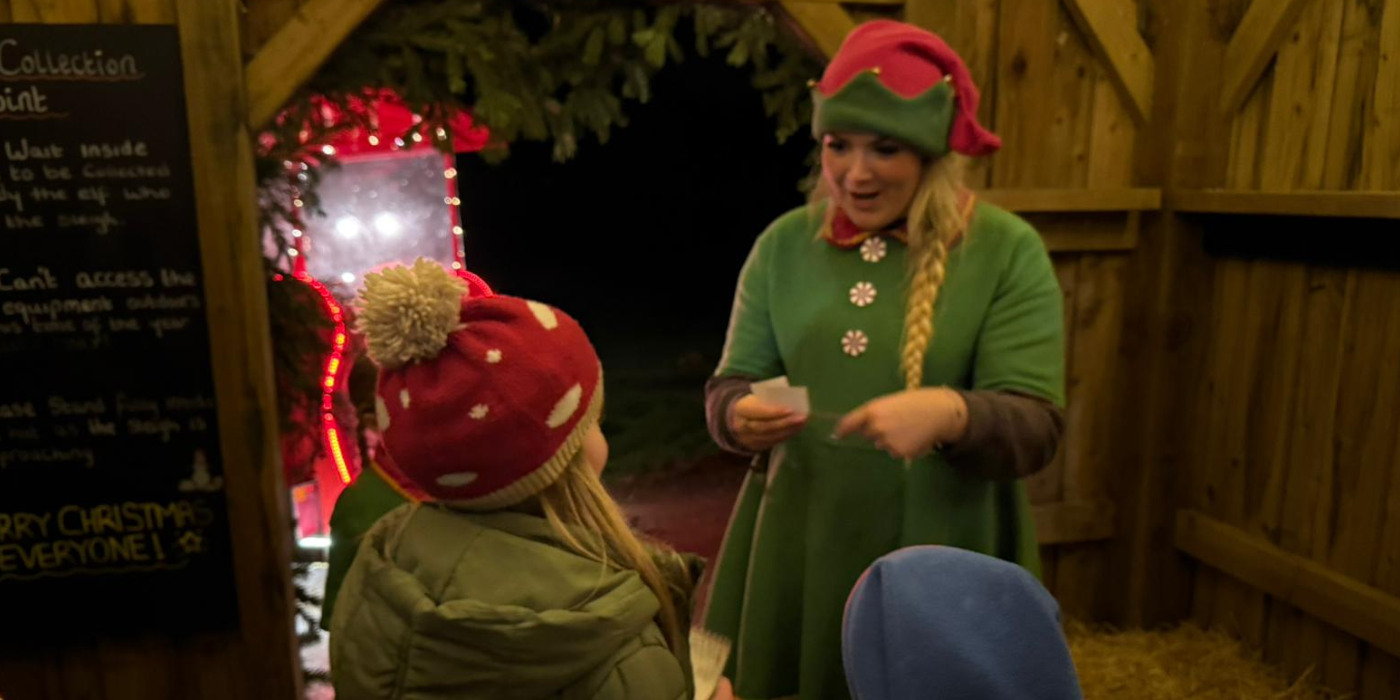 Home Seasons Santa 2